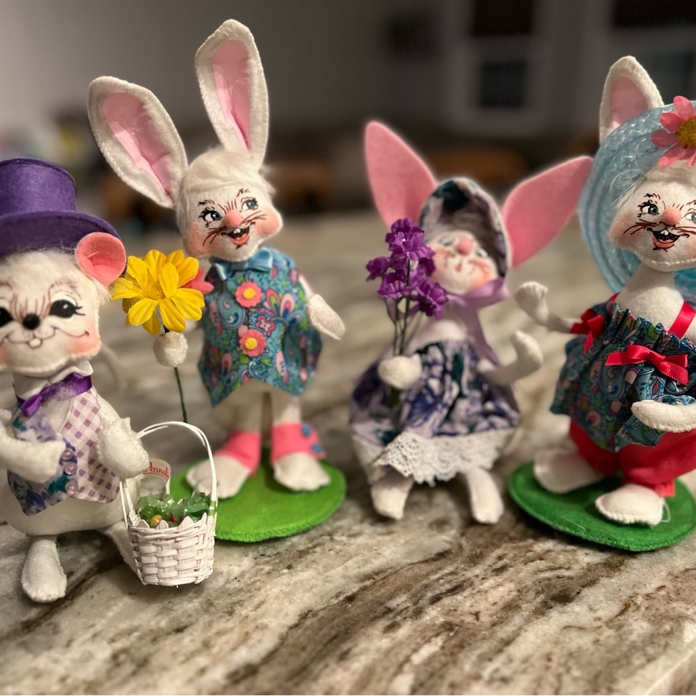 Annalee Easter spring dolls figures bunnies mouse decoration 2005 2013